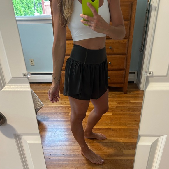 Alphalete gym skort - Picture 2 of 5